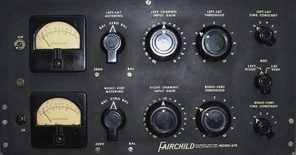 Fairchild 670